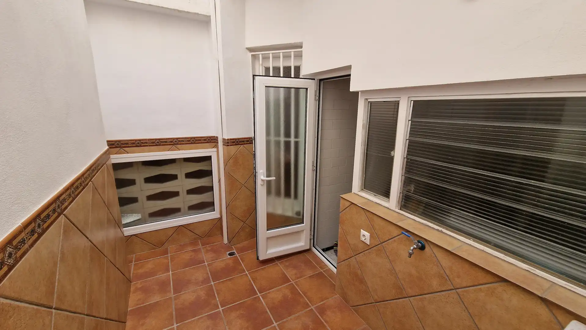 Piso en venta en Calle del Abagado y Academics Emilio Esteban Hanza, 18, Canjáyar