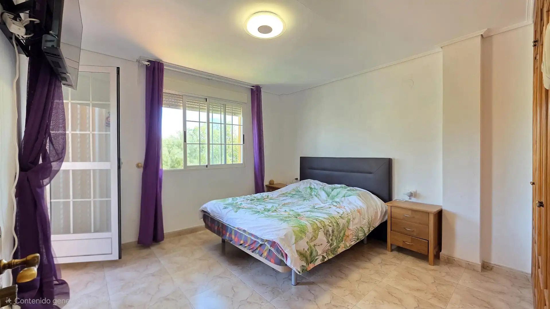 Schlafzimmer von Haus oder Chalet zum Verkauf in Gandia mit Privatgarten, Terrasse und Balkon