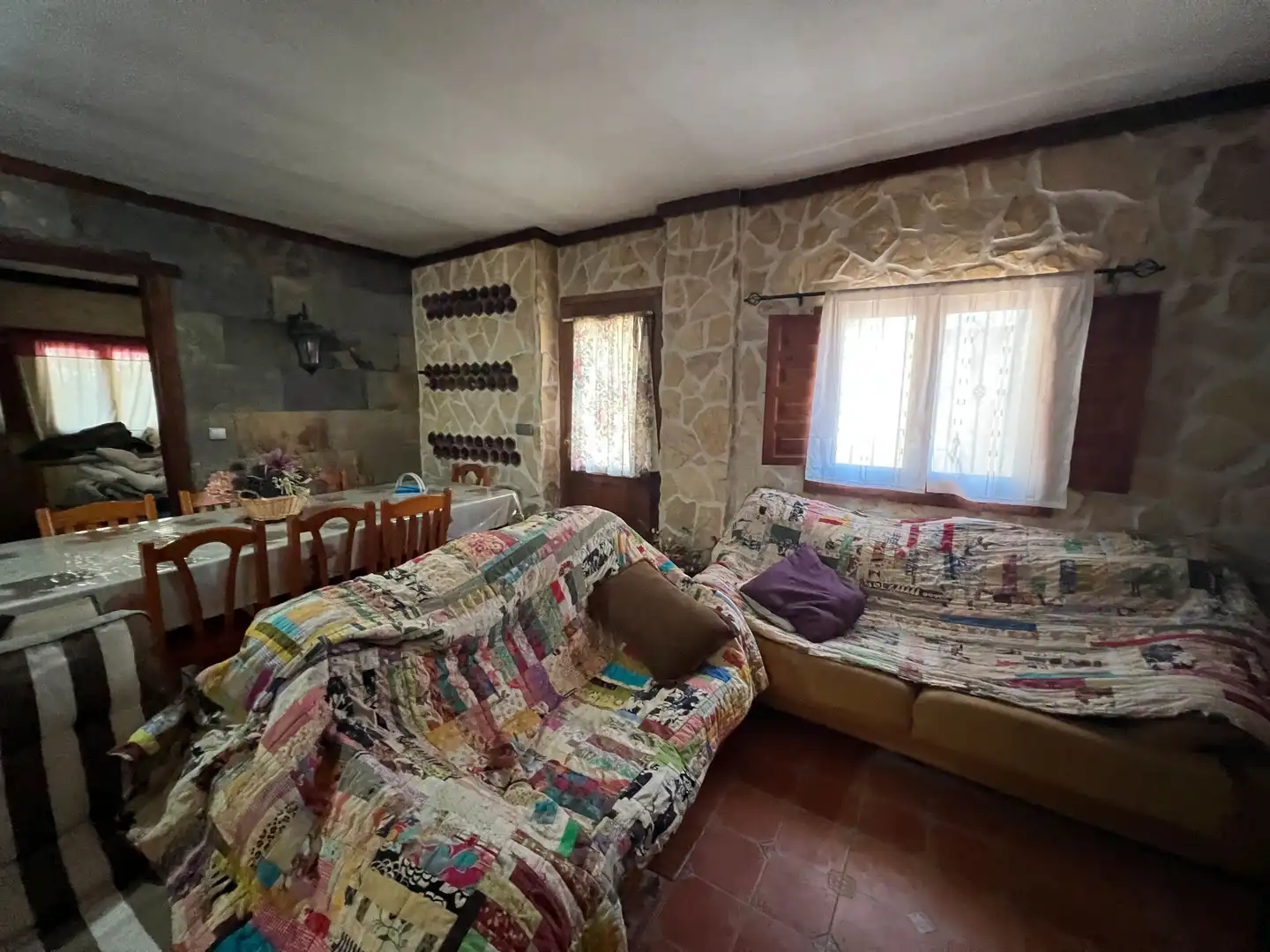 Wohnzimmer von Geschaftsraum zum Verkauf in Bulbuente