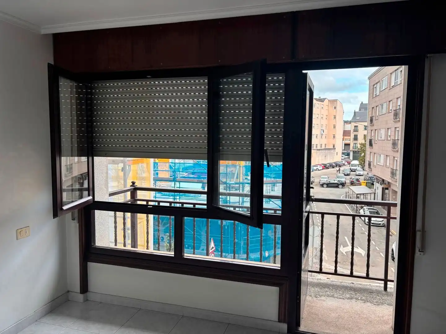 Flat with terrace for sale in Rúa Luis Calvo, imagen 2