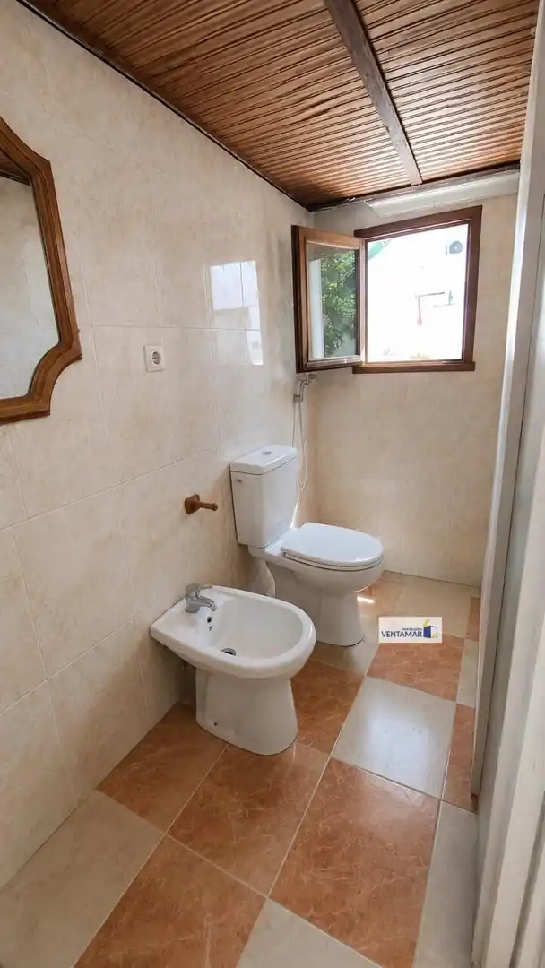 Baño de Casa adosada en venta en Castellar de la Frontera con Jardín privado, Trastero y Balcón