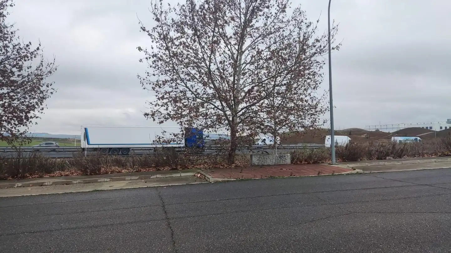 Terreny residencial en venda a Parque Manuel de Vega - Carretera de Ugena