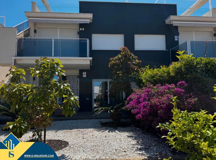 Exterior view of Flat for sale in Torrevieja  with Terrace, Furnished and Community pool