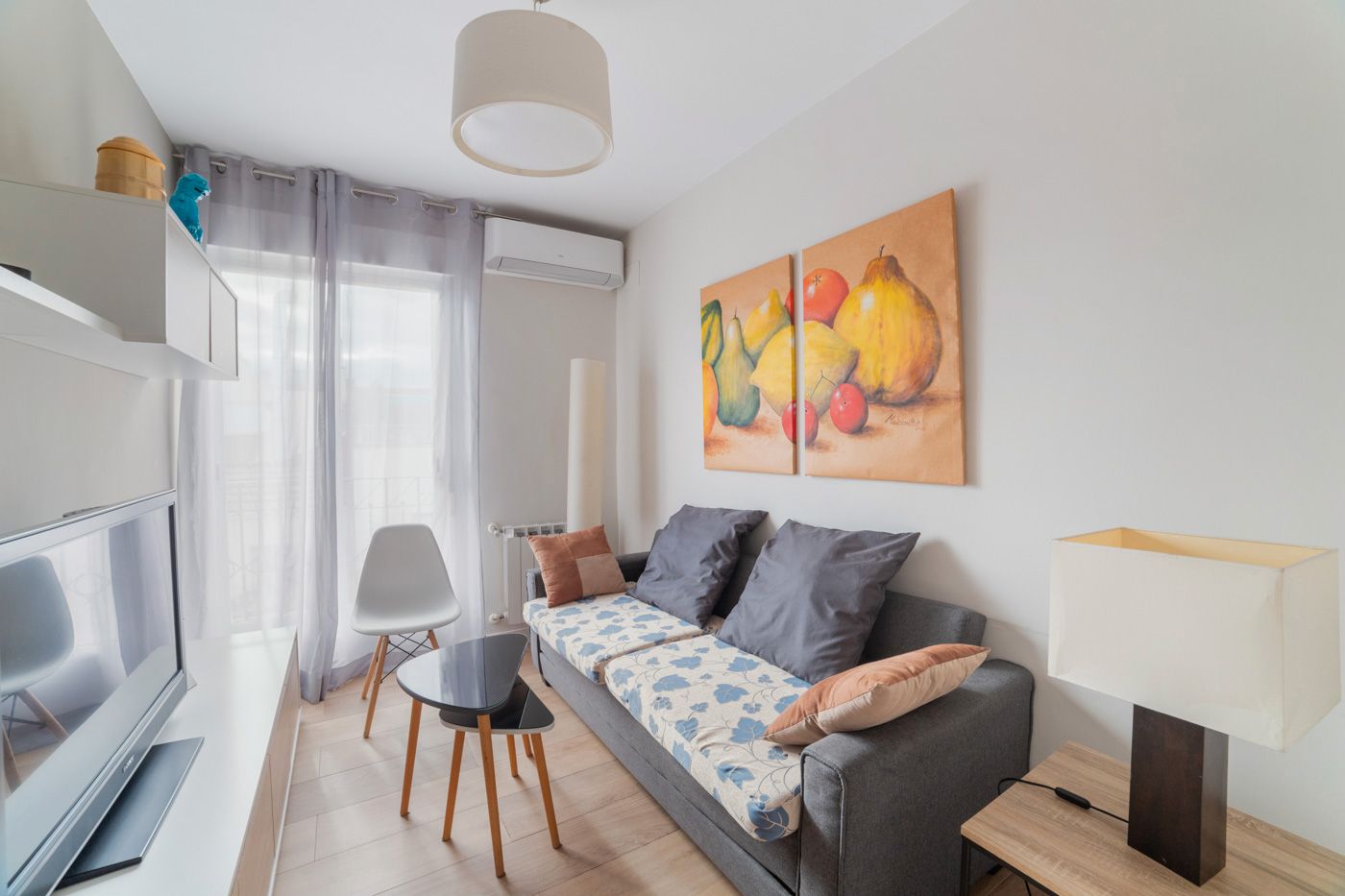 Dormitori de Pis de lloguer en  Madrid Capital amb Aire condicionat, Calefacció i Moblat