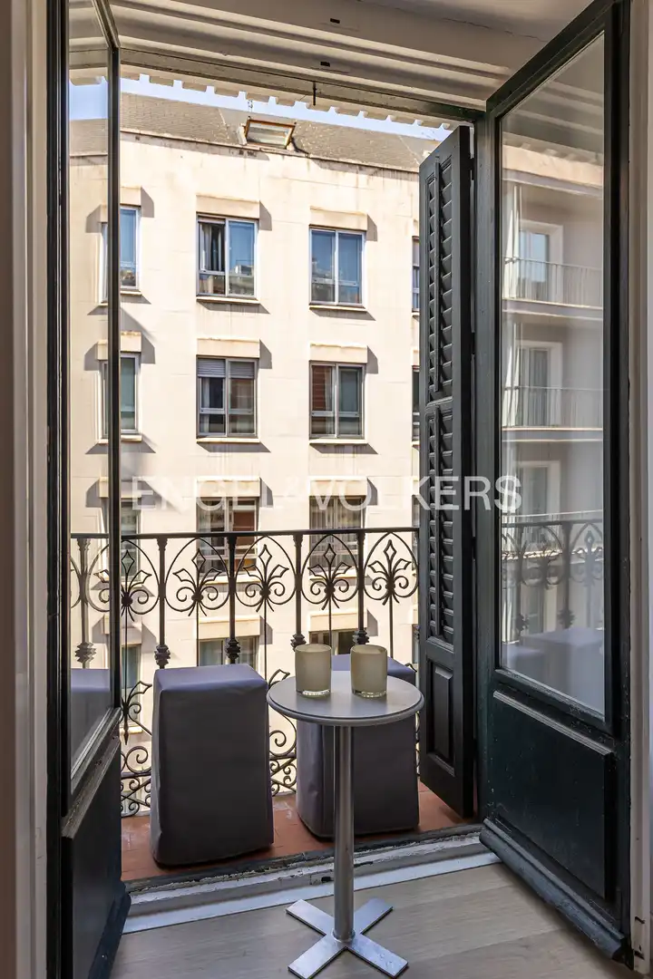 Terraza de Piso en venta en Madrid con Calefacción, Trastero y Amueblado