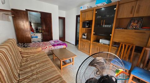 Foto 3 de Pis en venda a Carrer del Poeta Lope Mateo, 16, El Molí - El Rieral, Girona