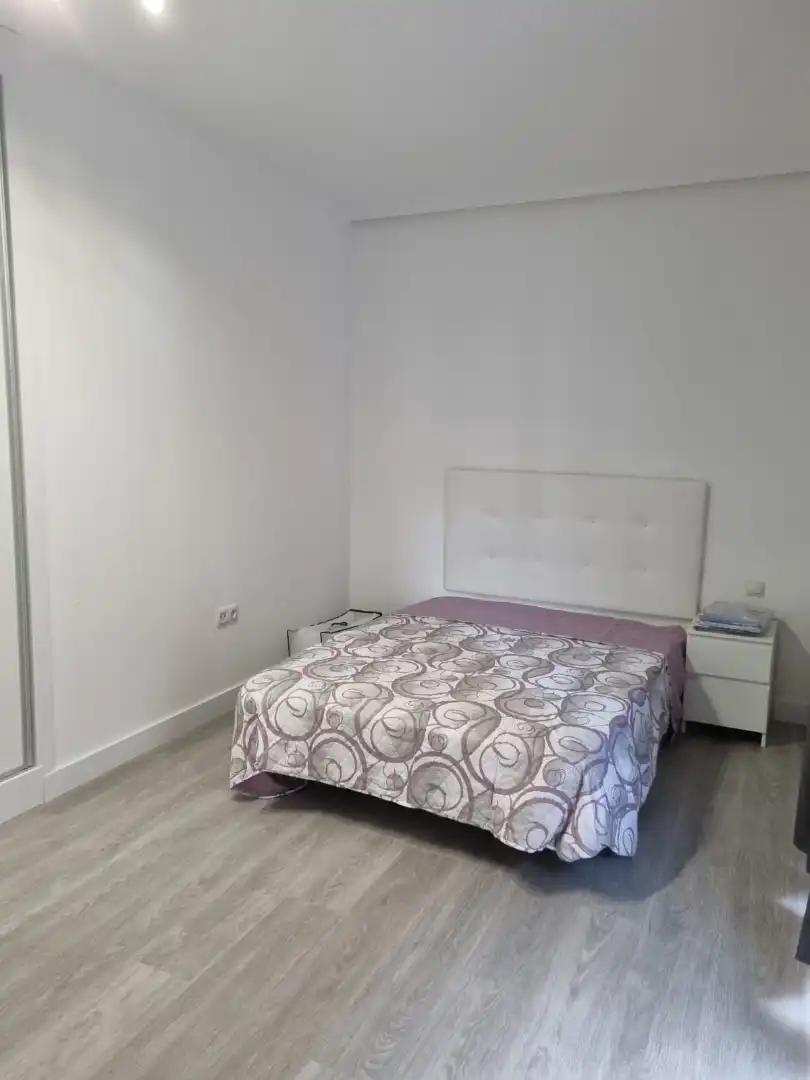 Habitació a Calle del Gallo, Ambroz