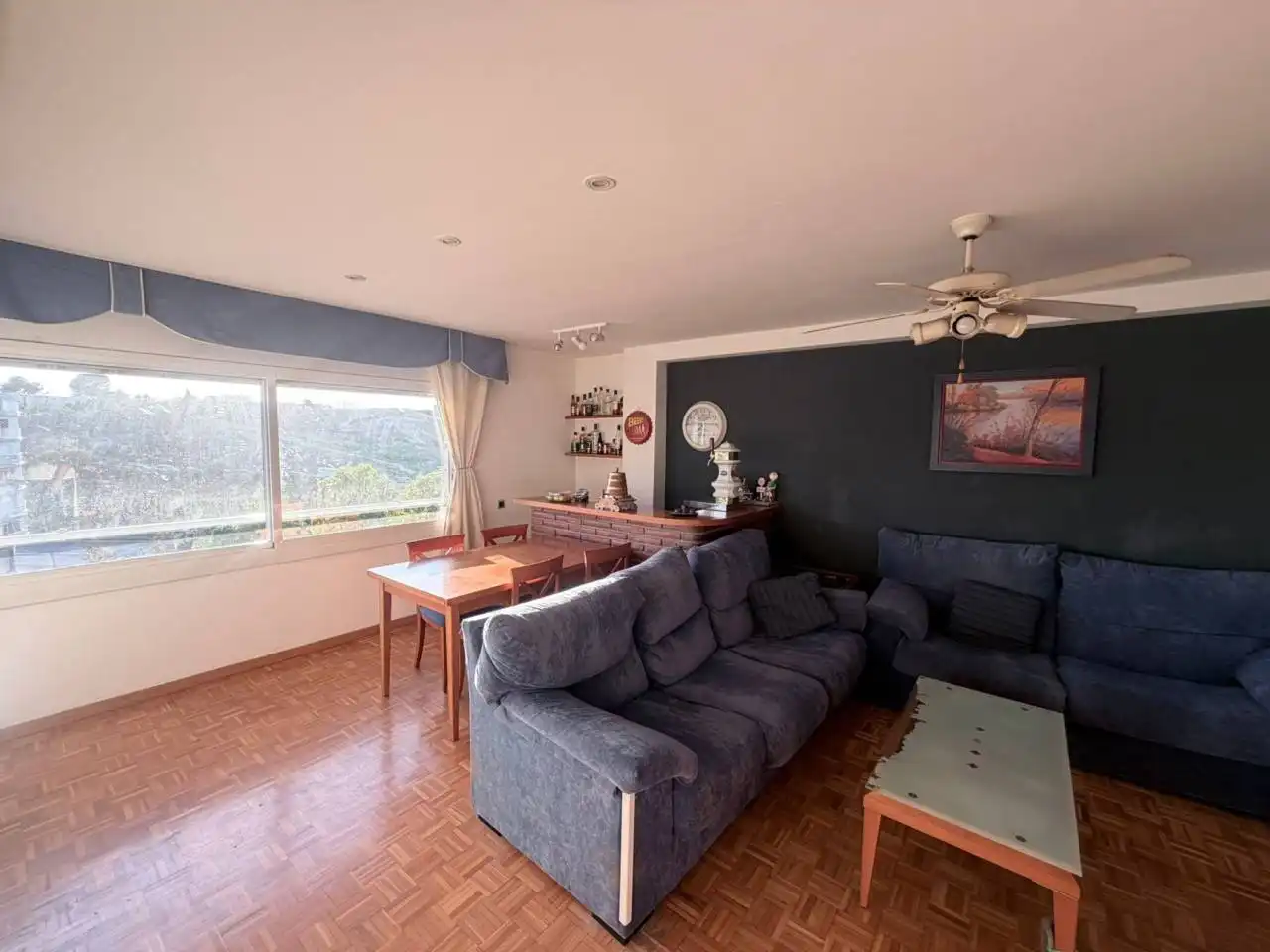Sala de estar de Piso en venta en Terrassa con Aire acondicionado, Calefacción y Terraza