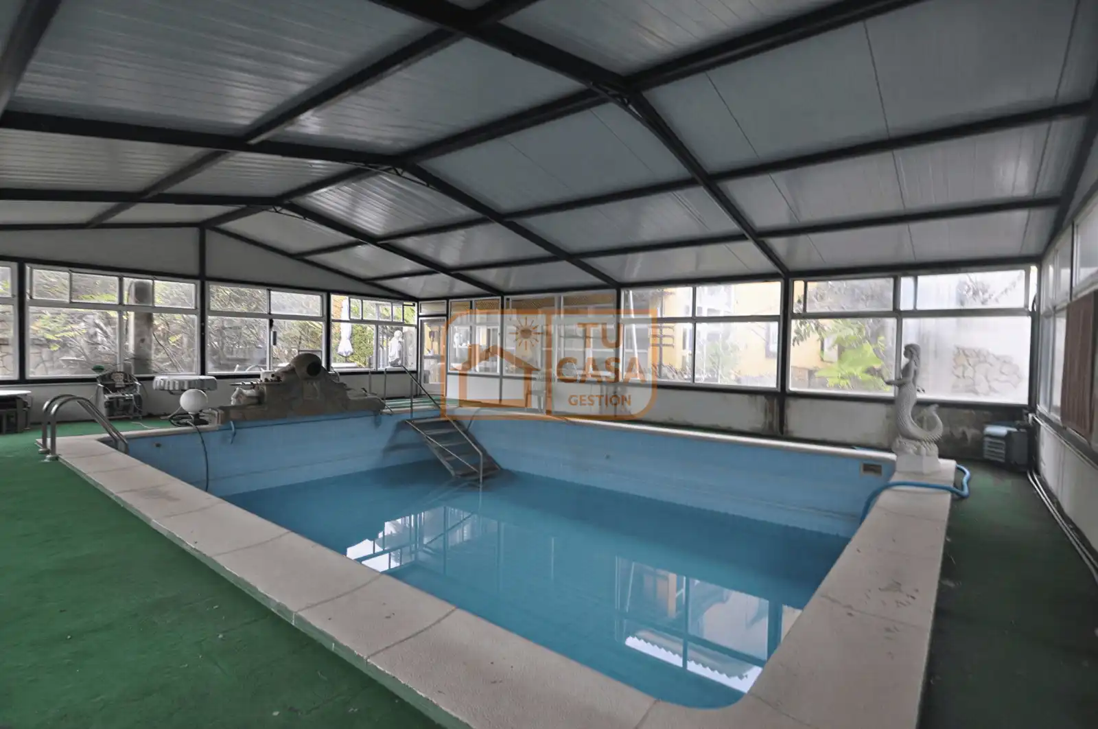 Piscina de Edificio en venta en Casar de Cáceres, Cáceres