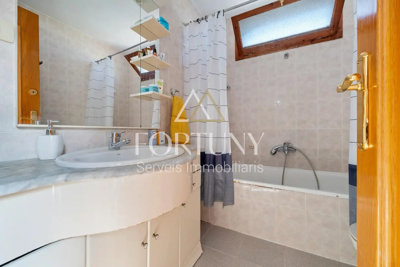 Bathroom of Houses for sale in Reus  with Air Conditioner, Heating and Terrace