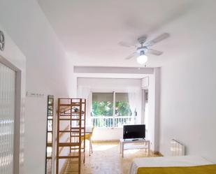 Bedroom of Flat to share in Cartagena  with Air Conditioner and Heating