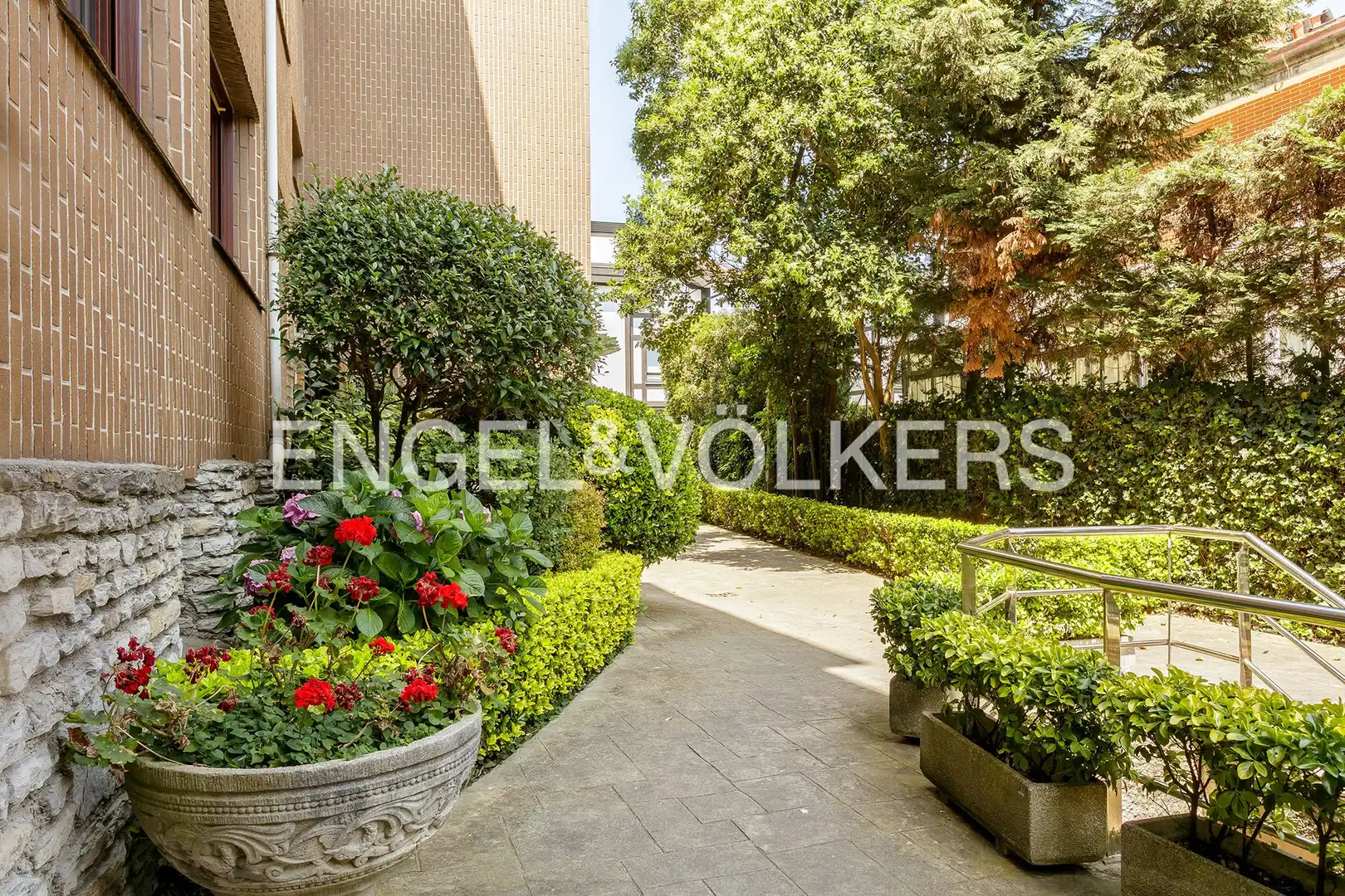 Terraza de Piso en venta en Getxo  con Calefacción y Trastero