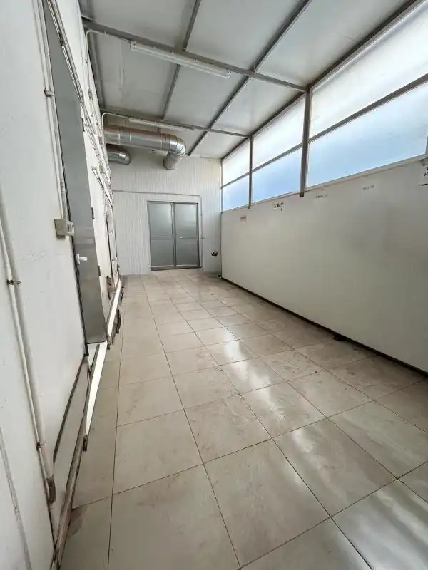 Nave industrial en venta en Carrer Comuna di Carrara, imagen 9