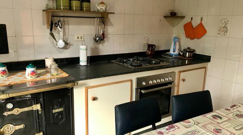 Foto 2 de Casa adosada en venta en Outes, A Coruña
