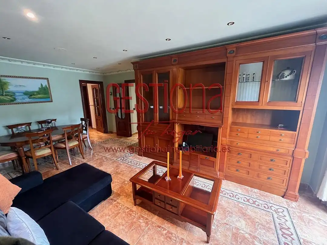 Wohnzimmer von Gebäude zum Verkauf in Ribamontán al Monte