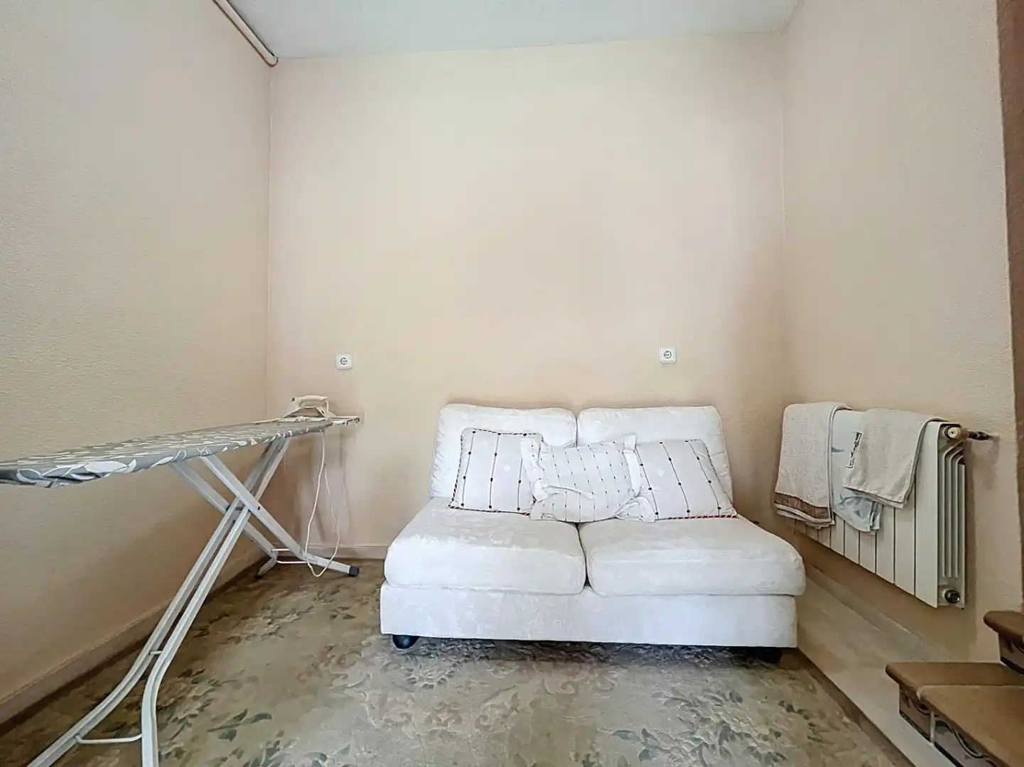 Sala d'estar de Casa o xalet en venda en L'Alfàs del Pi amb Aire condicionat, Calefacció i Jardí privat