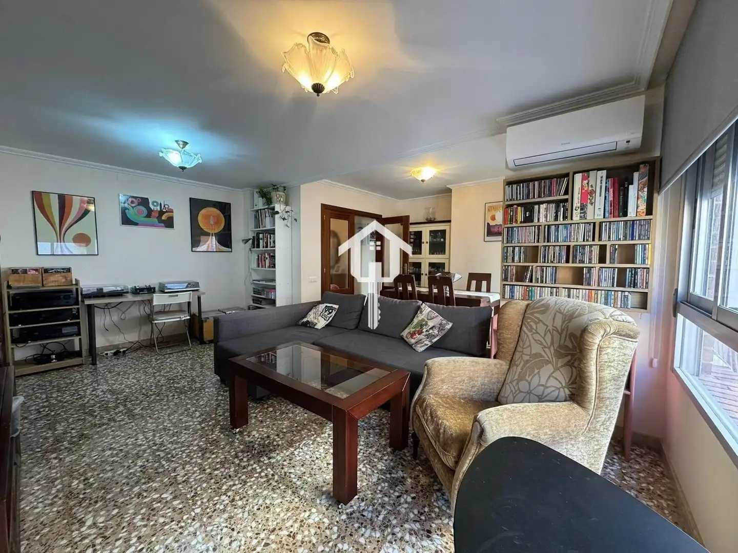 Wohnzimmer von Wohnung zum Verkauf in Alicante / Alacant mit Privatgarten und Balkon