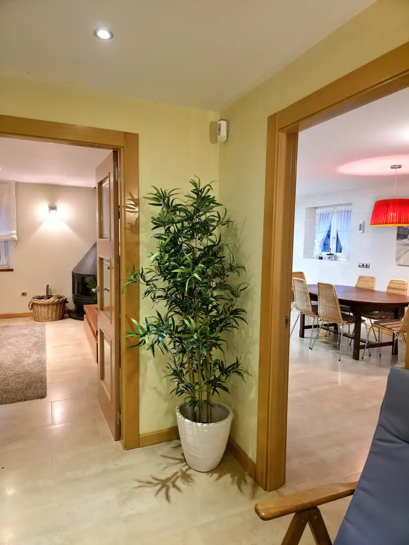 Casa o xalet en venda en Aguilar de Campoo amb Calefacció, Jardí privat i Moblat
