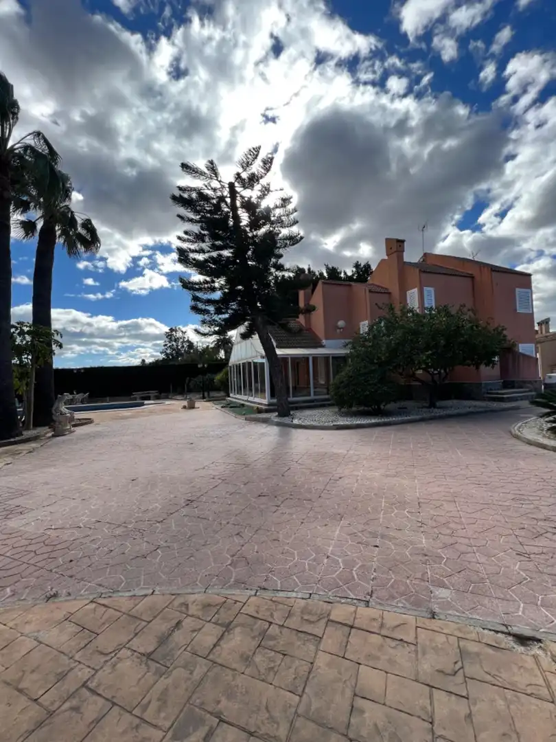 Exterior view of Houses for sale in Elche / Elx  with Heating, Terrace and Storage room