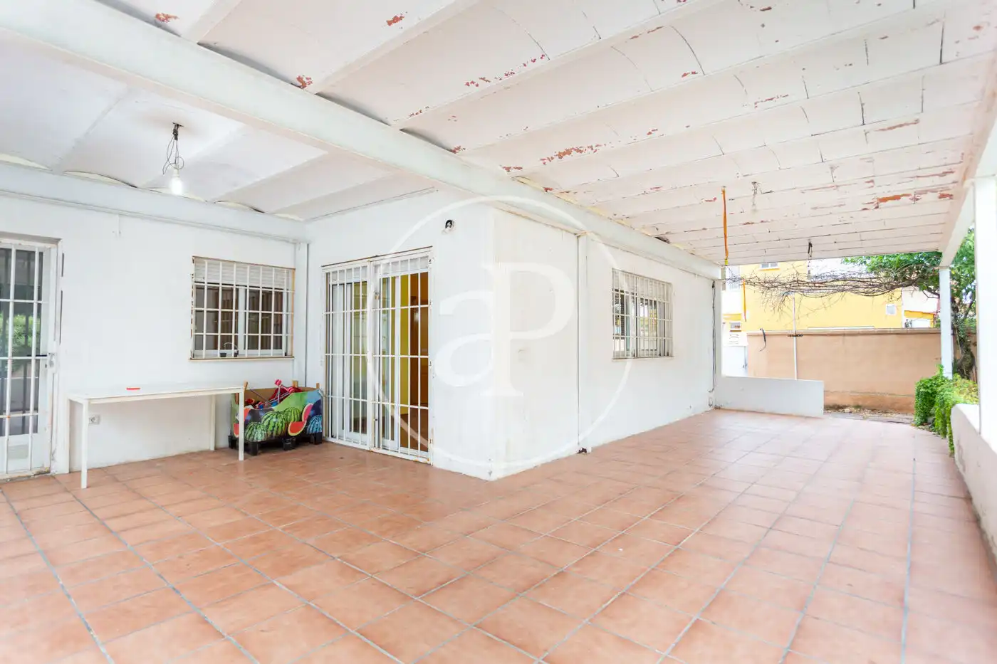 Vista exterior de Casa o xalet en venda en Riba-roja de Túria amb Calefacció, Jardí privat i Terrassa