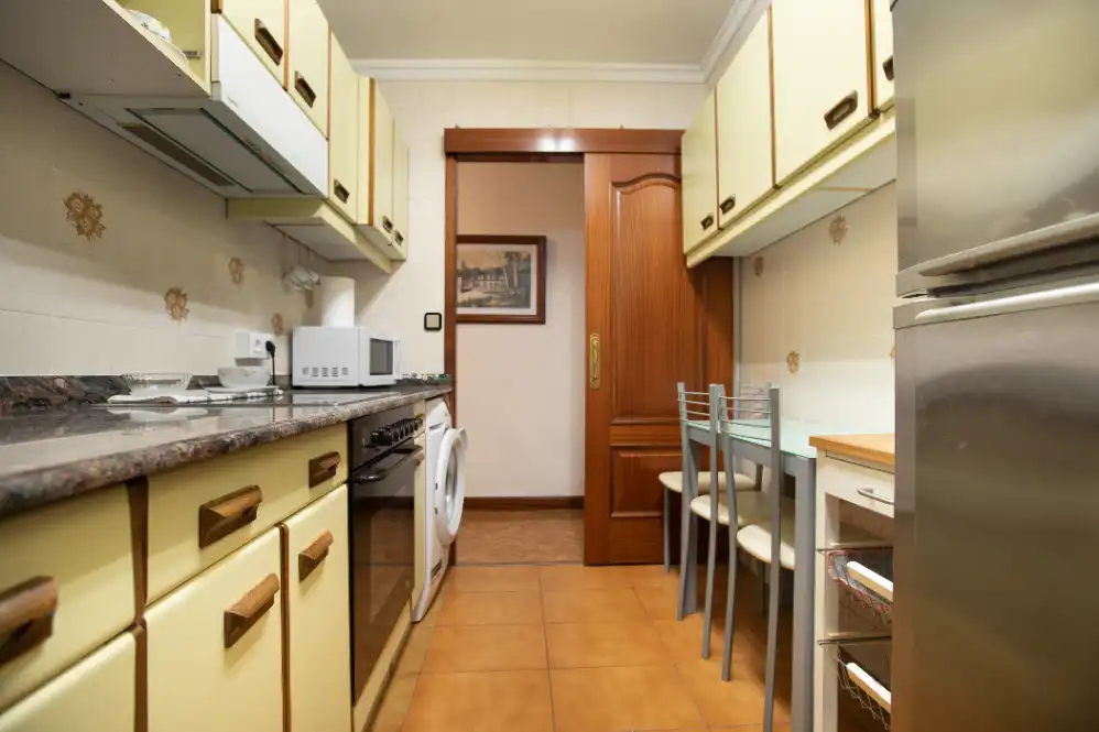 Piso con ascensor en venta en Calle Moctezuma 10, imagen 2