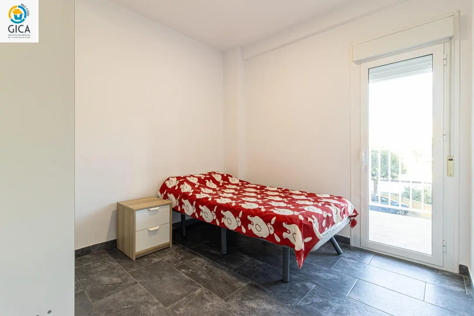 Flat with lift for sale in El Retiro - Parque Atlántico - Ronda este, imagen 5