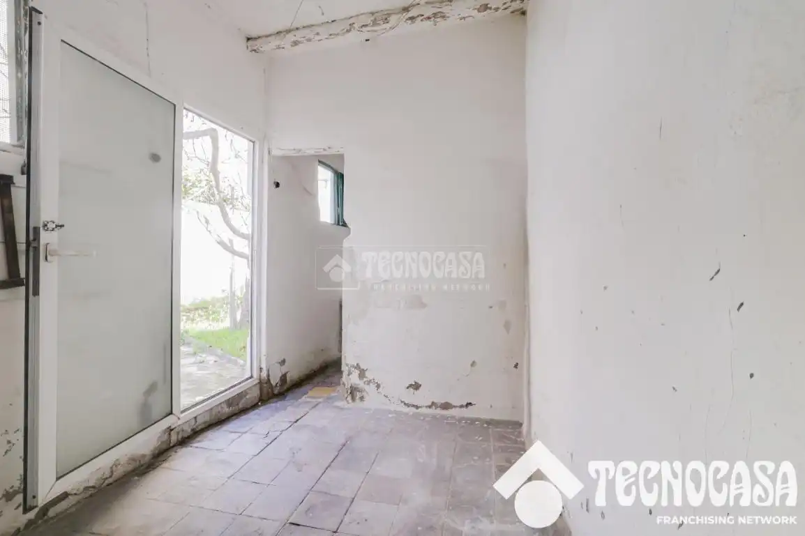 Piso en venta en Santa Coloma de Gramenet con Terraza y Trastero