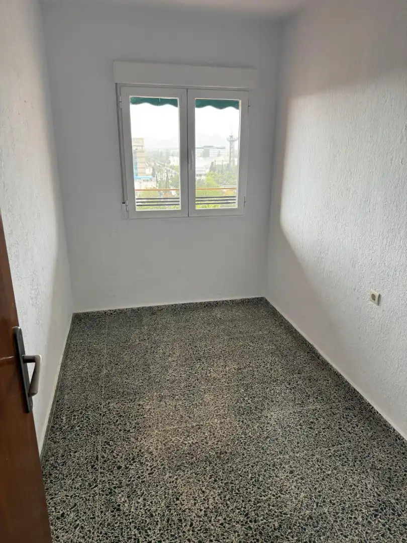 Pis de lloguer a Avenida de Cadiz, 41, Barrio de Zaidín