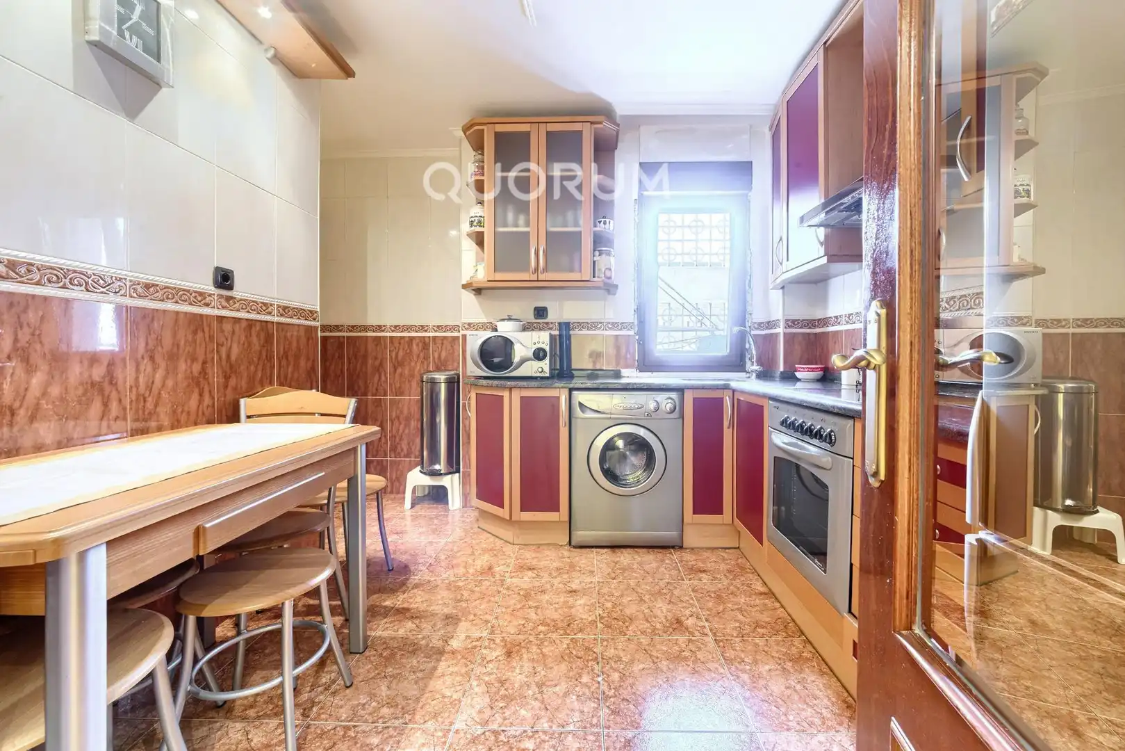 Kitchen of Flat for sale in Bilbao   with Heating, Storage room and Furnished