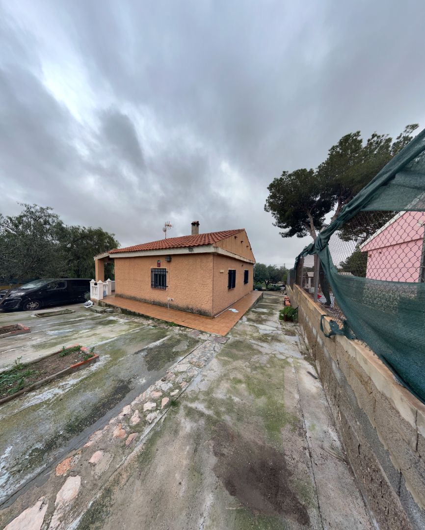 Casa o chalet en venta en Urbanizaciones  , Llíria