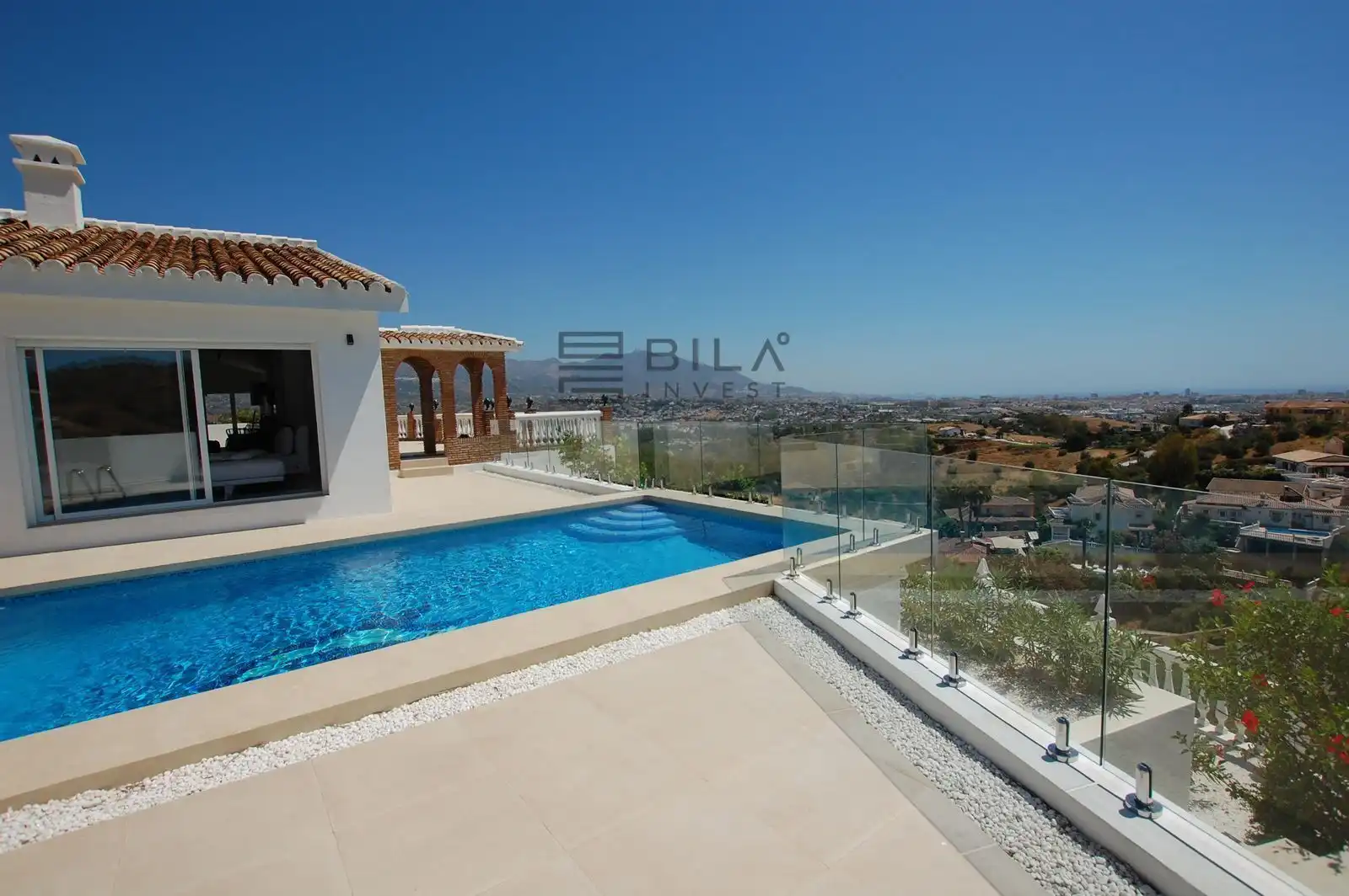 Chalet con piscina en venta en Cerros del Aguila, imagen 5