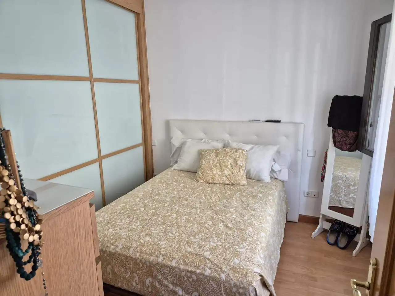 Bedroom of Ground floor for sale in Madrid