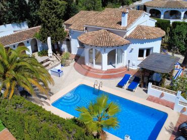 Villa mit Pool zum Verkauf in Alcassar