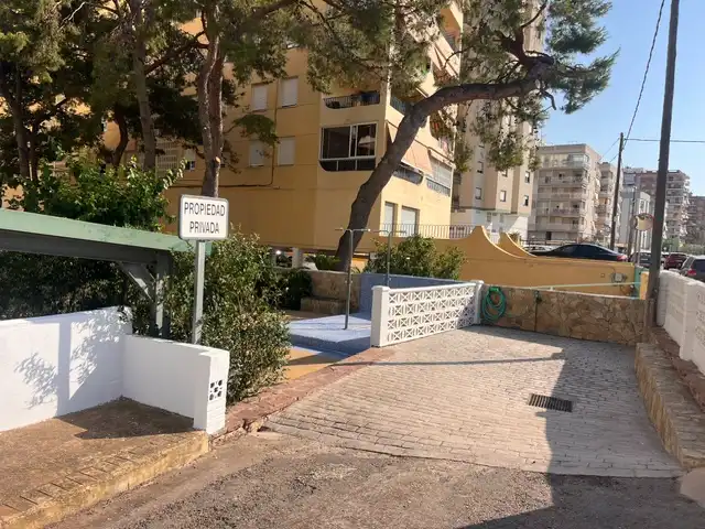 Aparcament de Apartament en venda en Benicasim / Benicàssim amb Aire condicionat, Terrassa i Traster