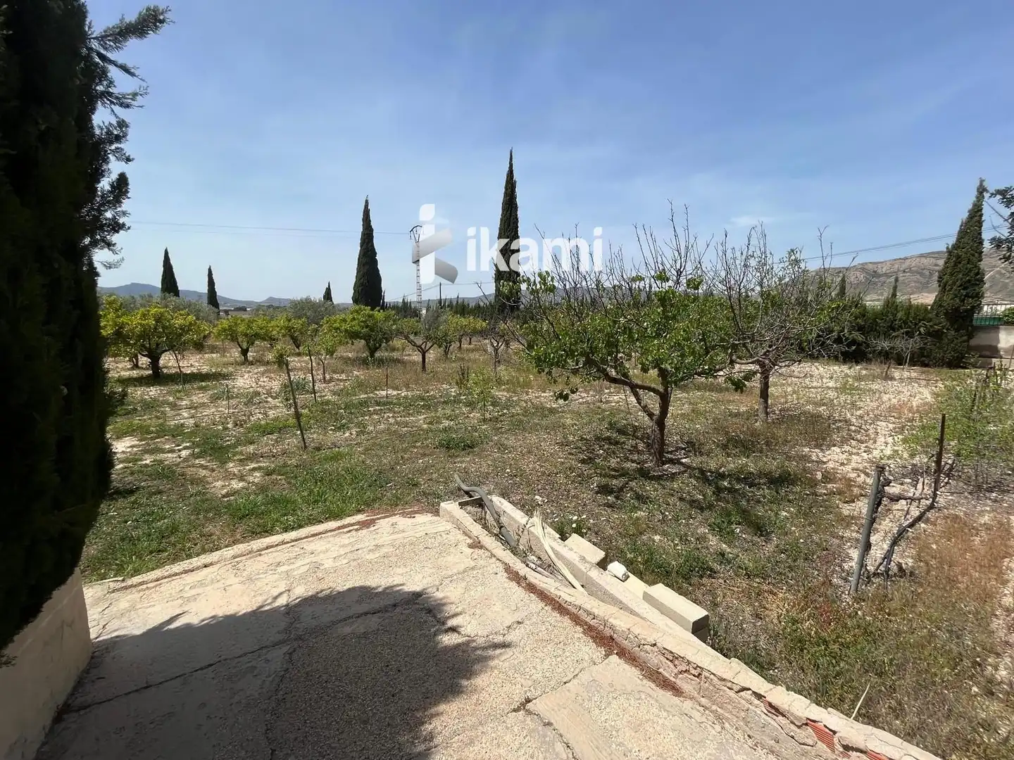 Casa o chalet en venta en Elda con Calefacción, Trastero y Piscina