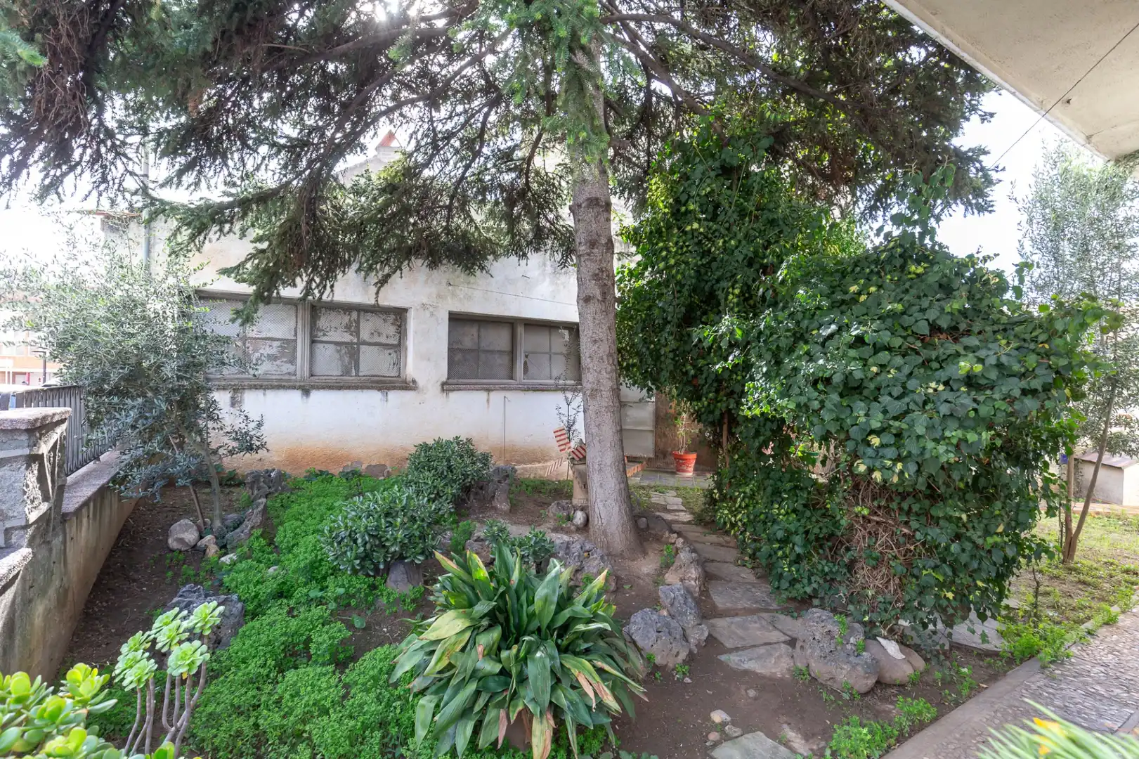 Jardí de Casa o xalet en venda en Rubí amb Terrassa i Traster