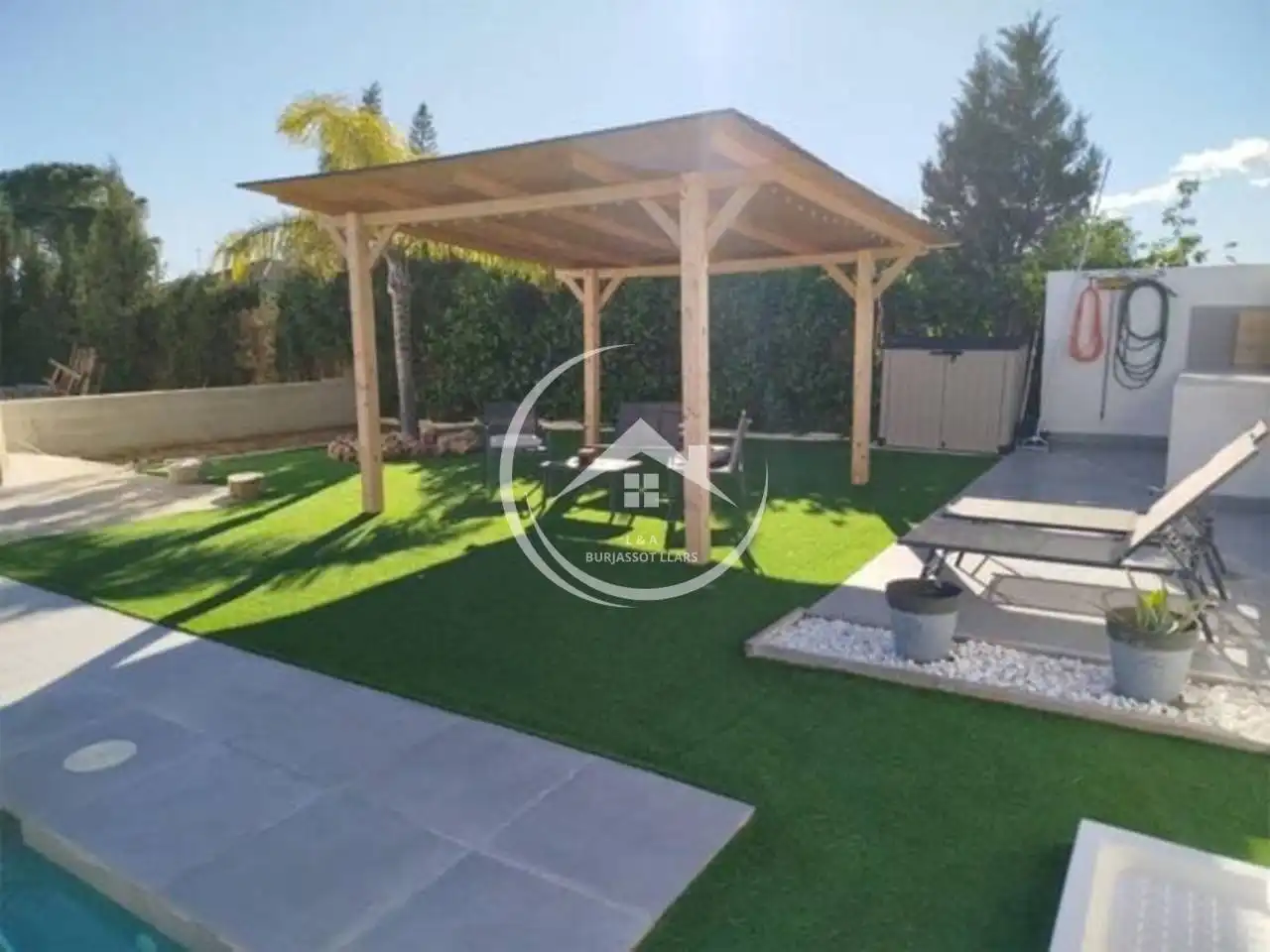 Terrassa de Casa o xalet en venda en Riba-roja de Túria amb Aire condicionat, Jardí privat i Terrassa