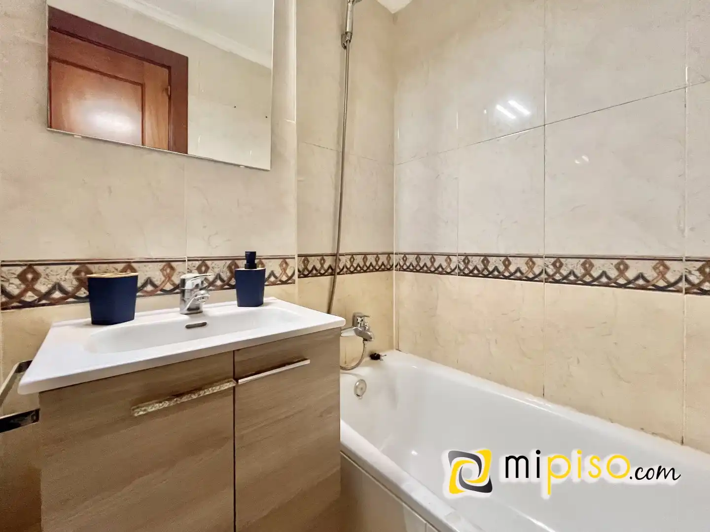 Baño de Piso en venta en Santoña con Calefacción