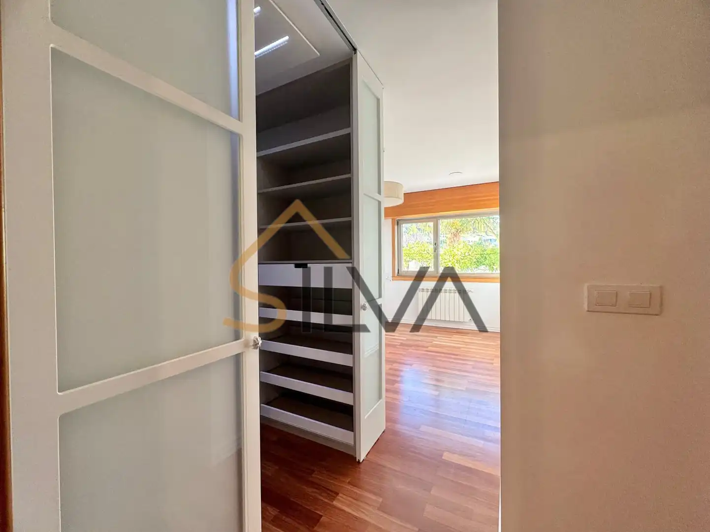 Flat for sale in Oleiros, A Coruña
