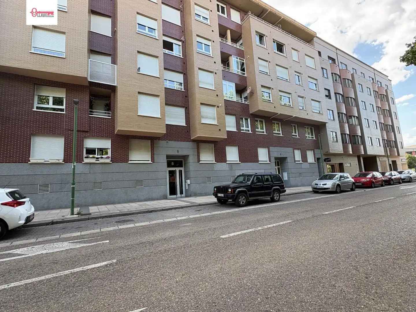Vista exterior de Pis de lloguer en Burgos amb Calefacció i Moblat