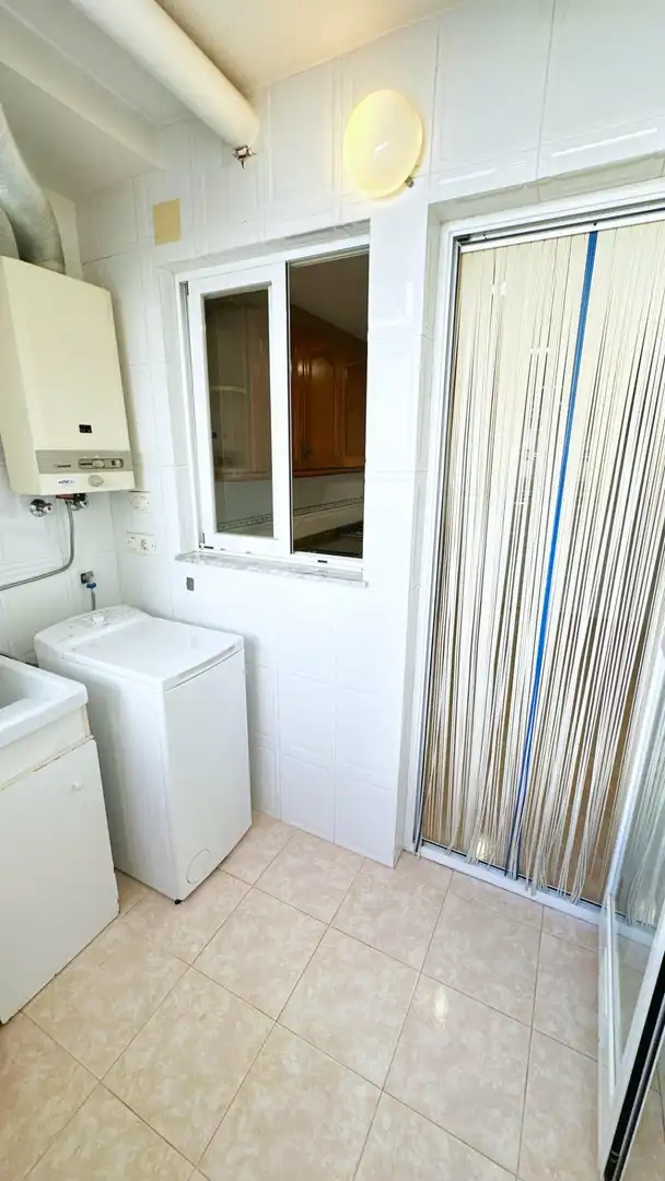 Bany de Pis en venda en Gandia amb Aire condicionat, Calefacció i Balcó