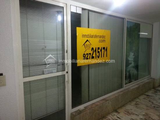 Local comercial en Alquiler en Centro