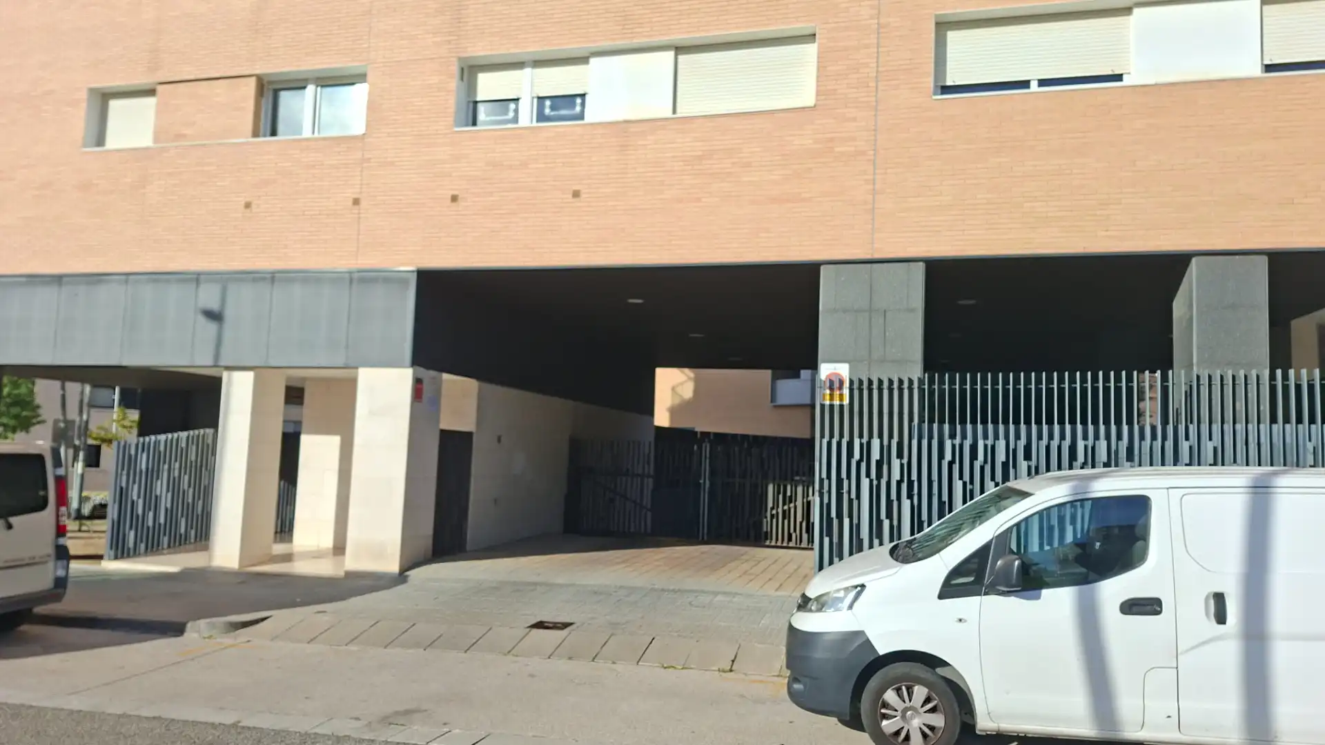 Individual with lift for sale in Carrer de l'Estatut 45, imagen 8