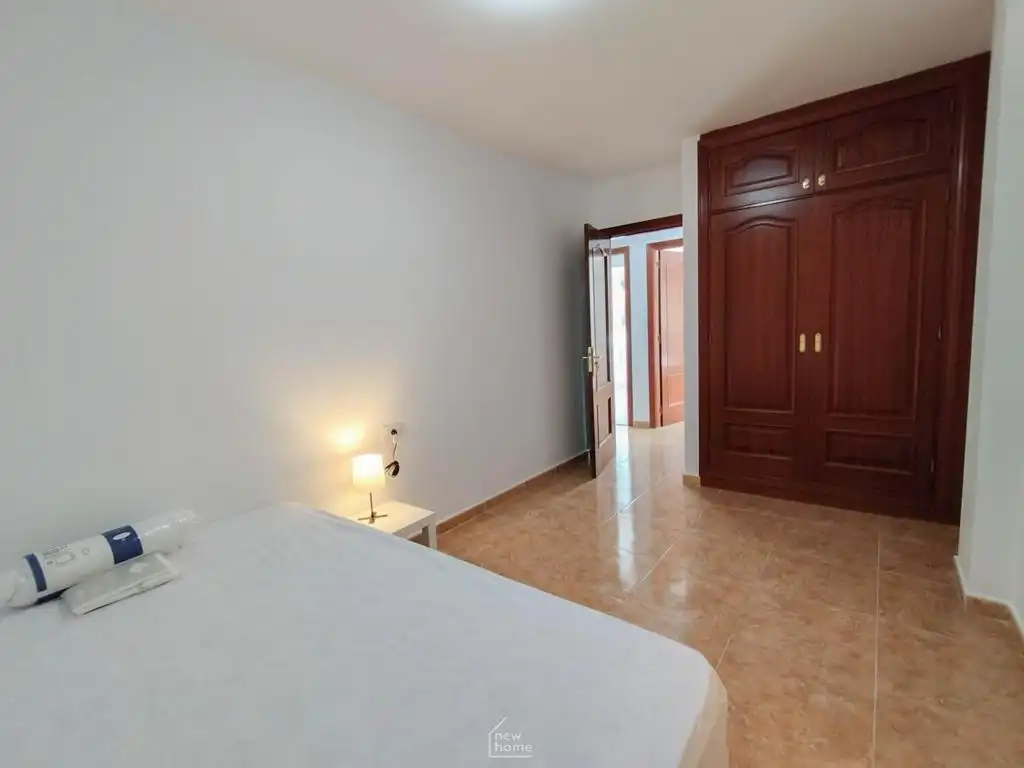 Habitación de Piso para compartir en San Cristóbal de la Laguna con Parquet, Amueblado y Horno