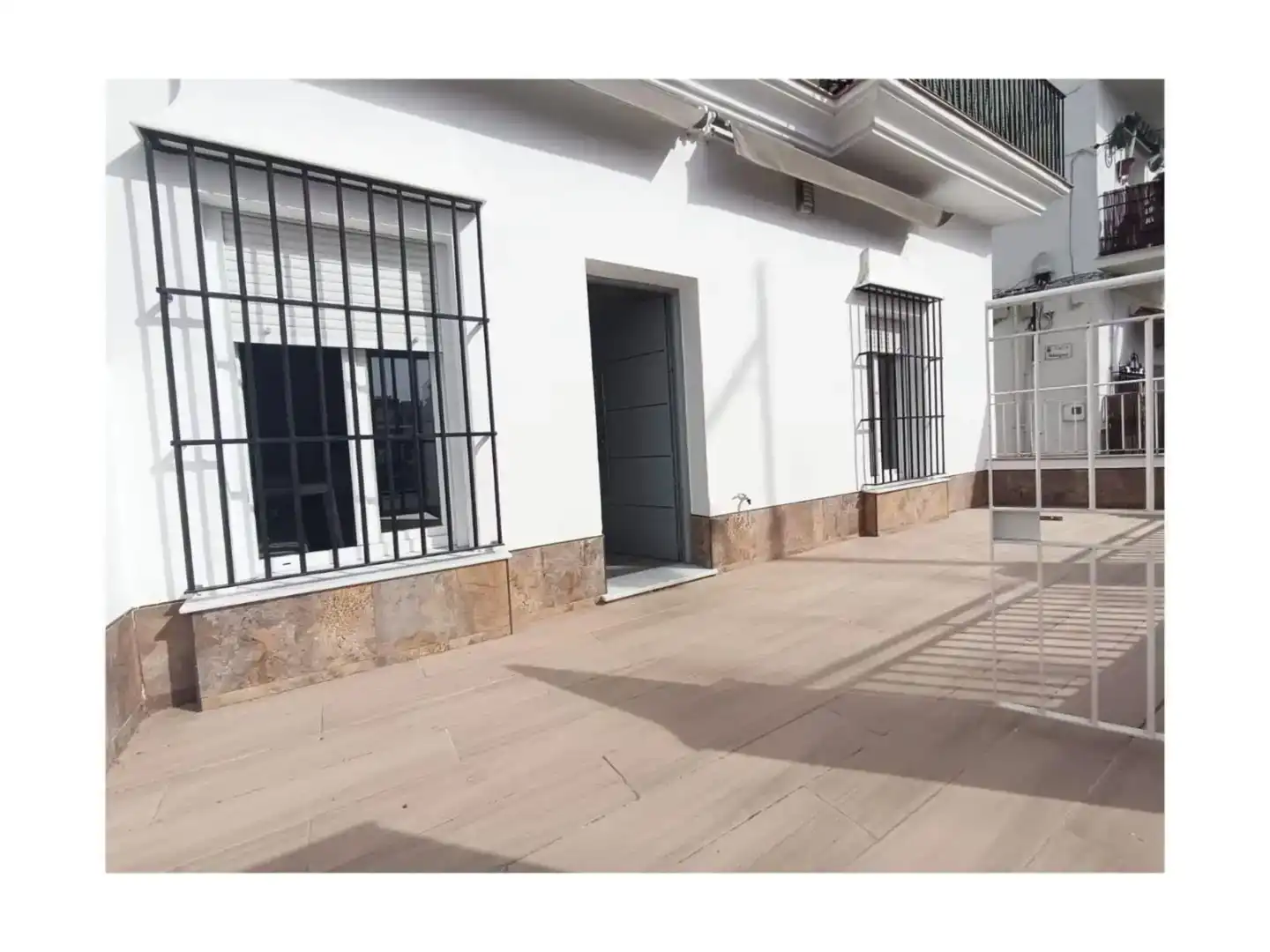 Exterior view of Flat for rent in Chipiona  with Air Conditioner
