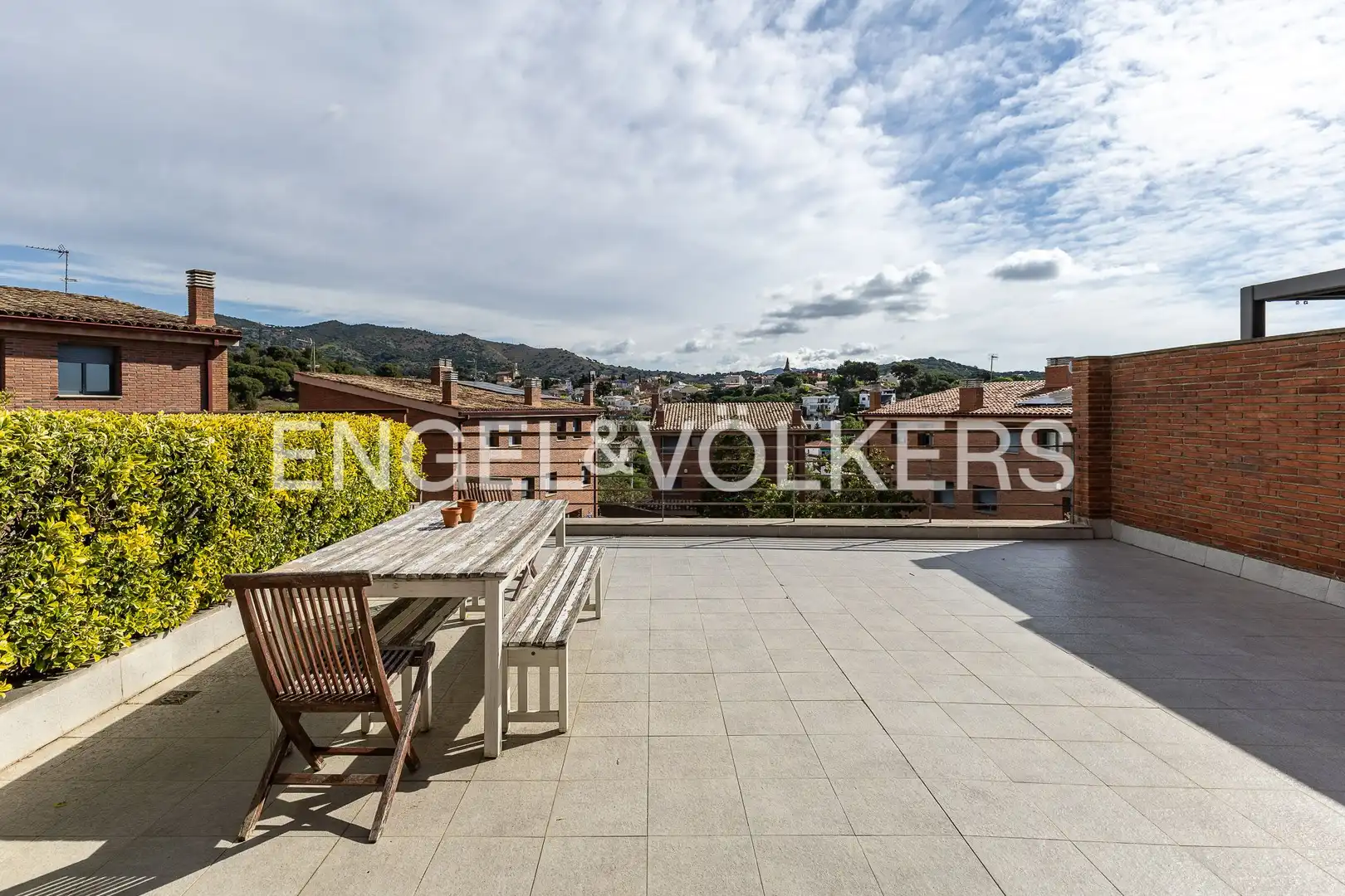 Terraza de Casa adosada de alquiler en Tiana con Aire acondicionado, Calefacción y Jardín privado