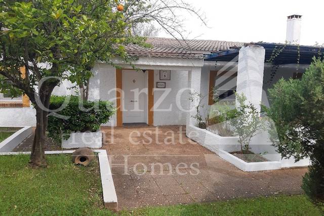 Casa-chalet en Venta en Herrera de Alcántara