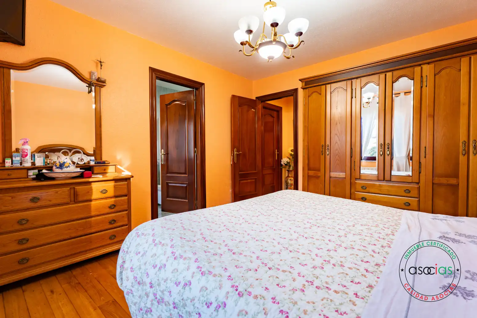 Habitación de Casa o chalet en venta en Gijón  con Calefacción y Amueblado