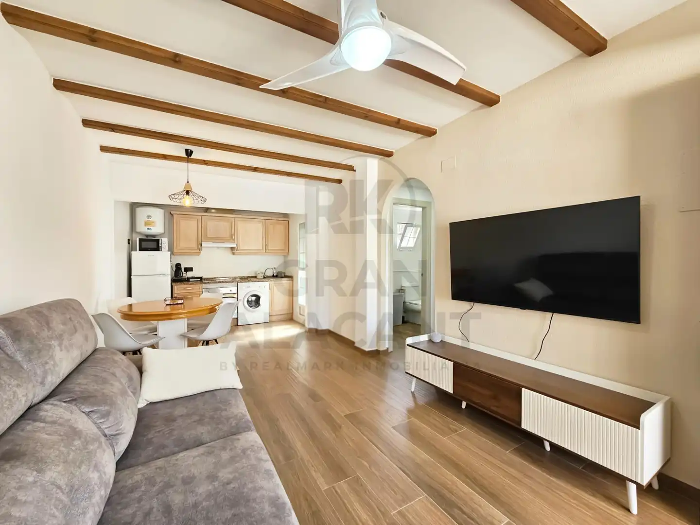 Sala d'estar de Àtic en venda en Santa Pola amb Aire condicionat, Calefacció i Moblat