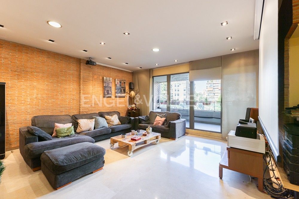 Living room of Apartment for sale in  Valencia Capital  with Air Conditioner, Heating and Terrace